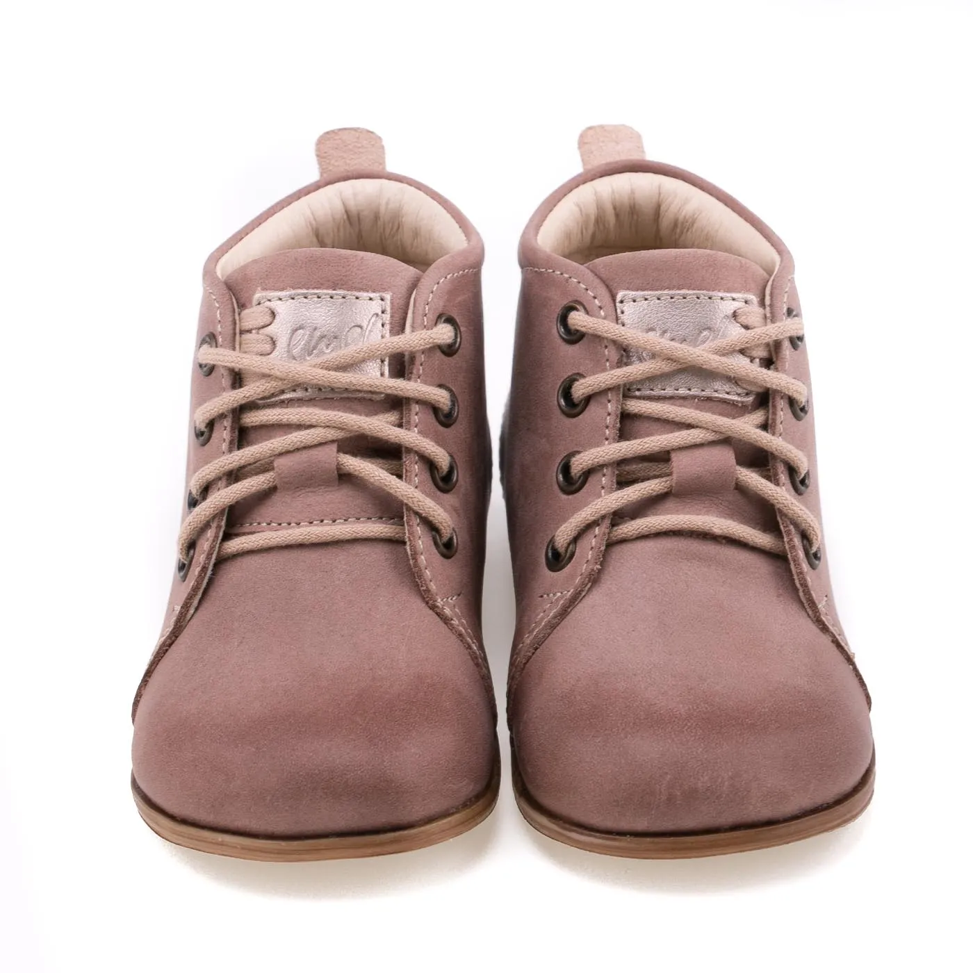 (1075-15) Emel first shoes