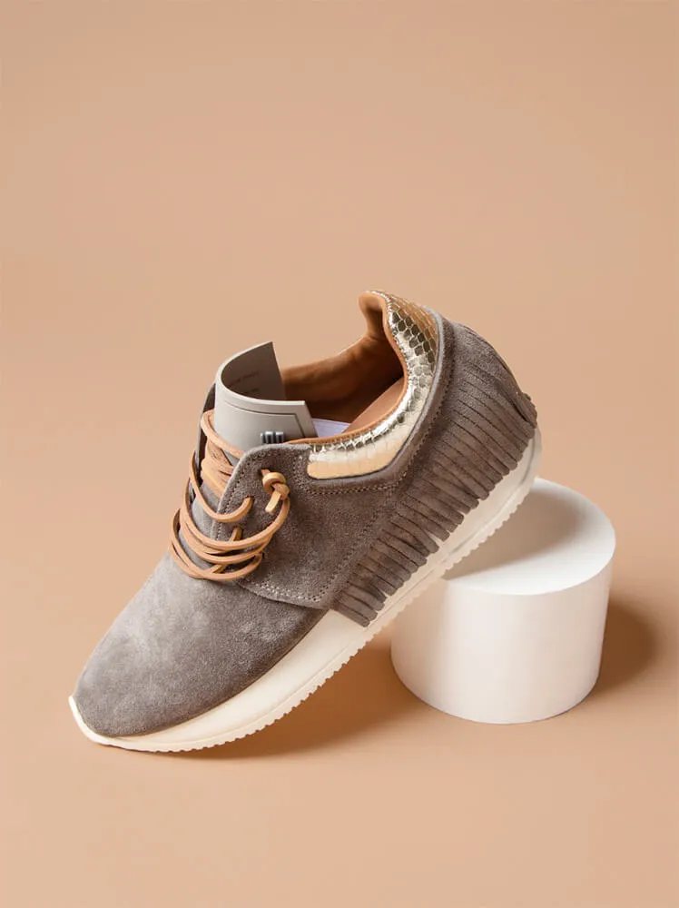 Esseutesse Suede Fringe Sneaker - Grey